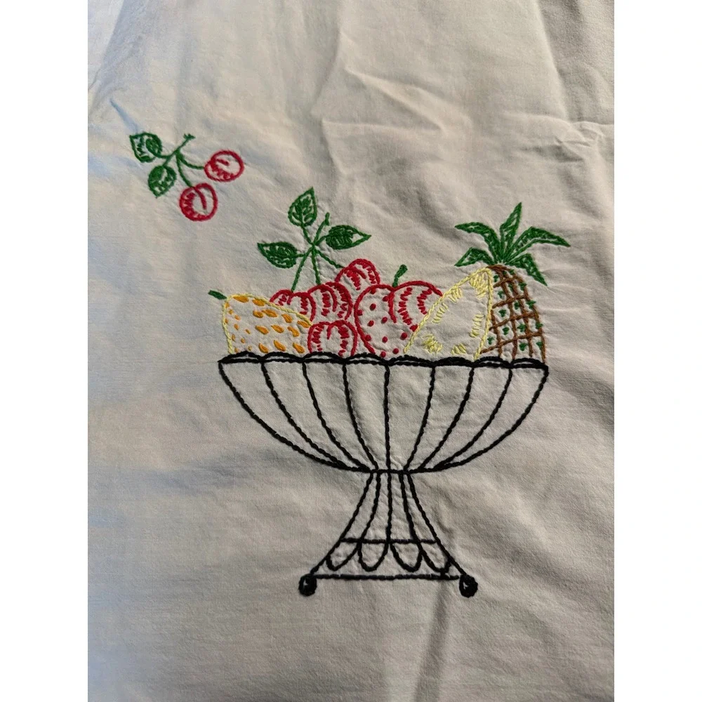 Vintage Hand Embroidered Fruit Bowl Table Runner White Cotton Retro Kitchen
